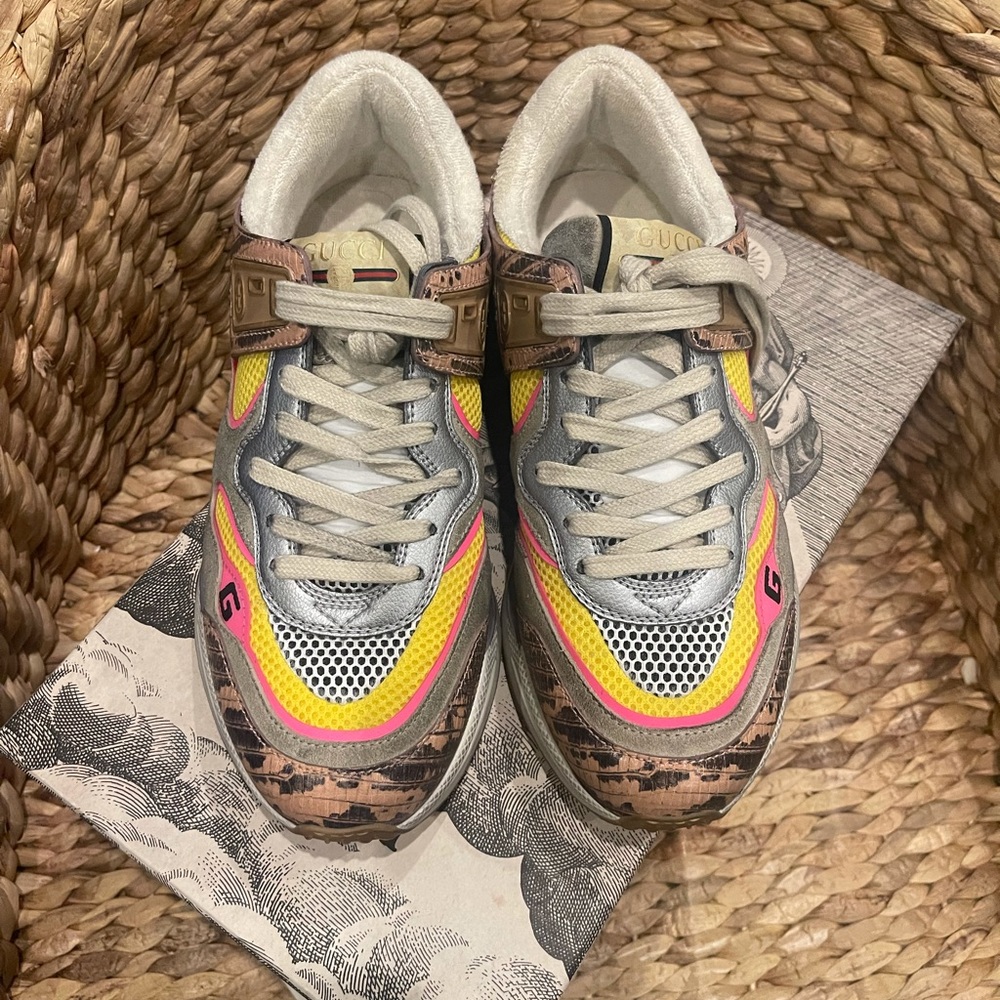 GUCCI ULTRAPACE SNEAKERS NIB - Picture 3 of 9